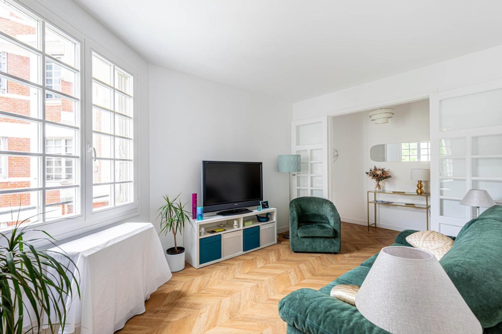 Апартаменти Guestready - Luxe Living Near The Eiffel Tower Париж Екстер'єр фото
